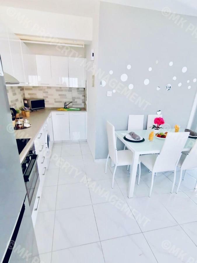 Lysia Sea-View Apartment Larnaca Luaran gambar