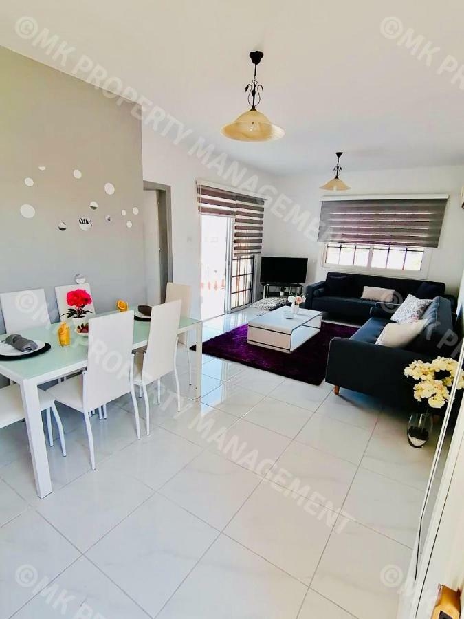 Lysia Sea-View Apartment Larnaca Luaran gambar