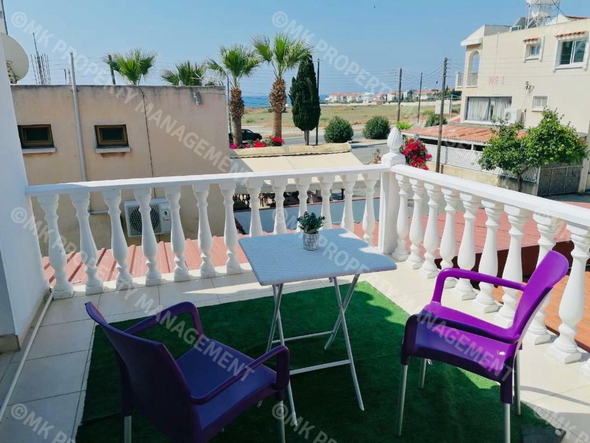 Lysia Sea-View Apartment Larnaca Luaran gambar