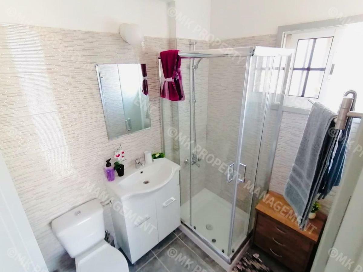 Lysia Sea-View Apartment Larnaca Luaran gambar